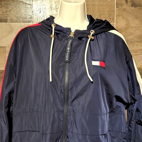 NEW Tommy Hilfiger Women's Logo Zip Up Hooded Windbreaker - Picture 4 of 11